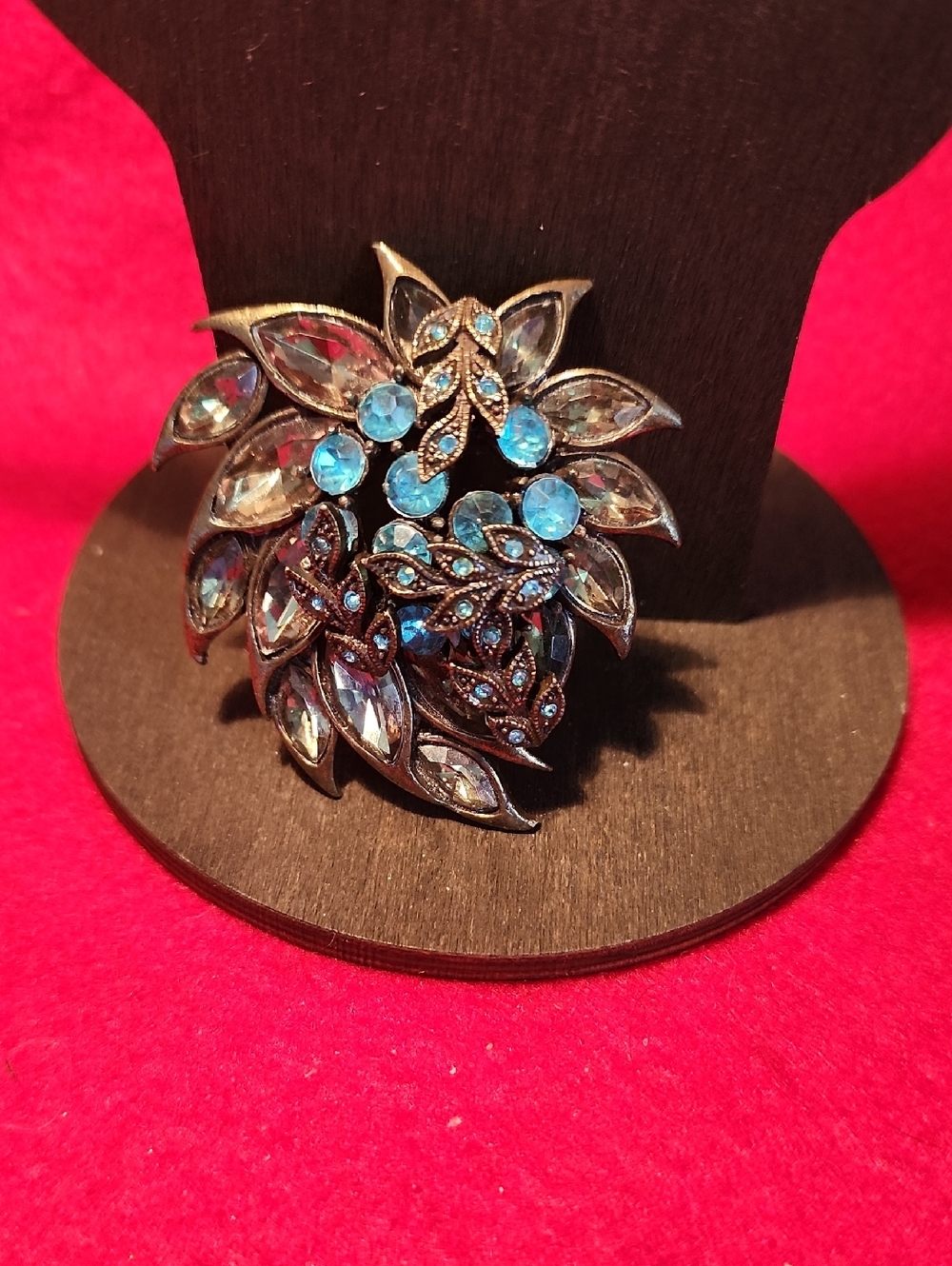 Vintage Blue Crystal Leaf Multi-layered  Statement Brooch - Women Jewelry